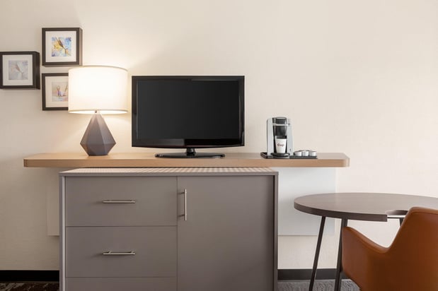 Images Holiday Inn Orlando-International Airport by IHG