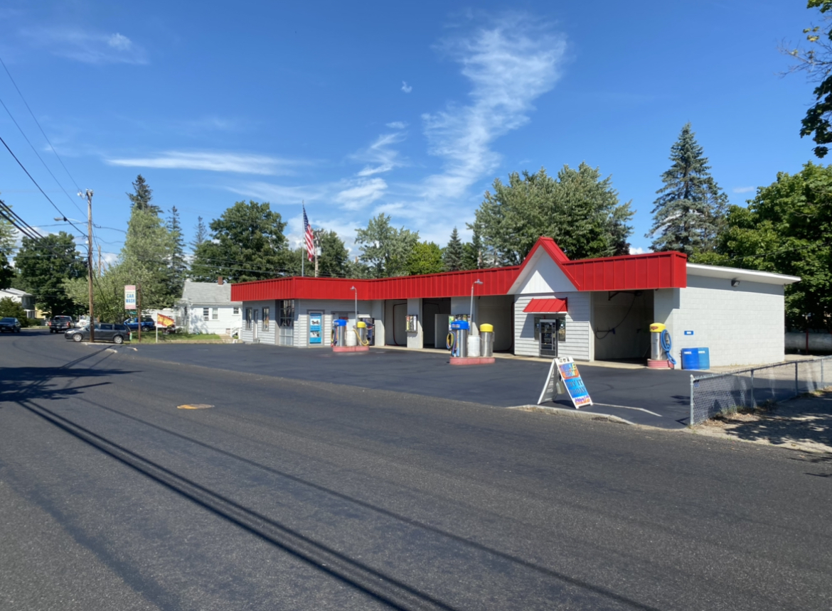 Professional commercial sealcoating, restoring and protecting parking lots for long-lasting asphalt performance.