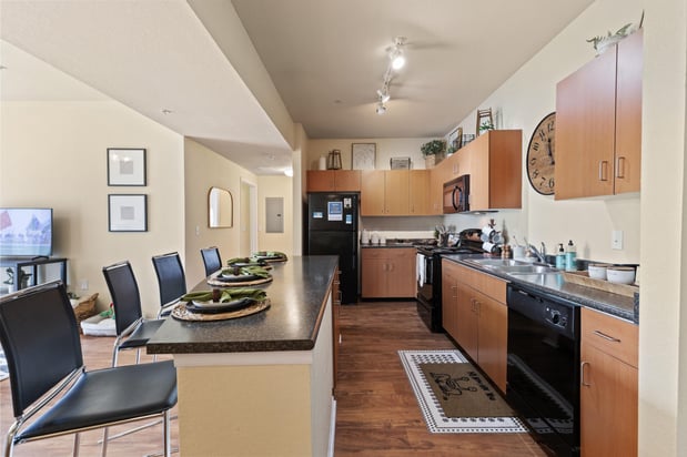 Images 2nd Avenue Centre