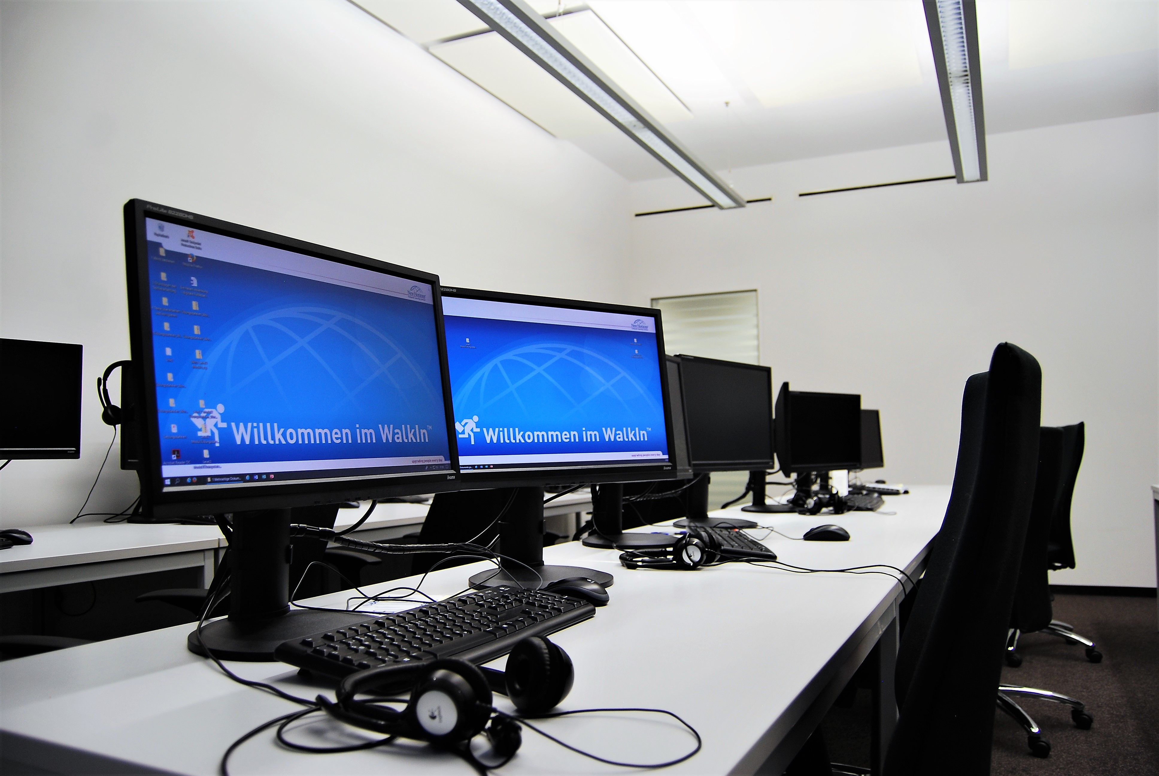 New Horizons, Grafenberger Allee 337b in Düsseldorf