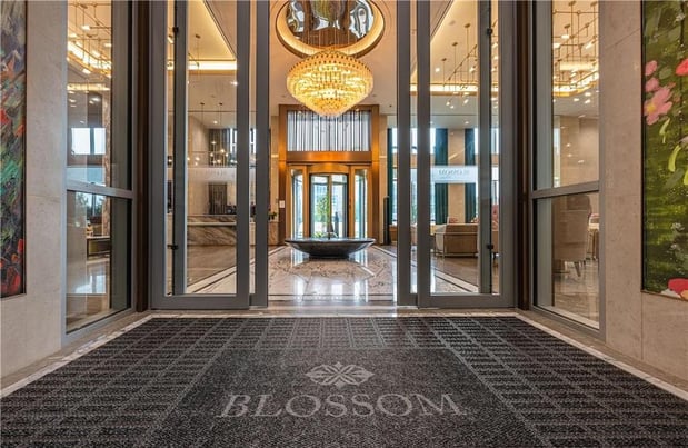 Images Blossom Hotel Houston, Curio Collection by Hilton
