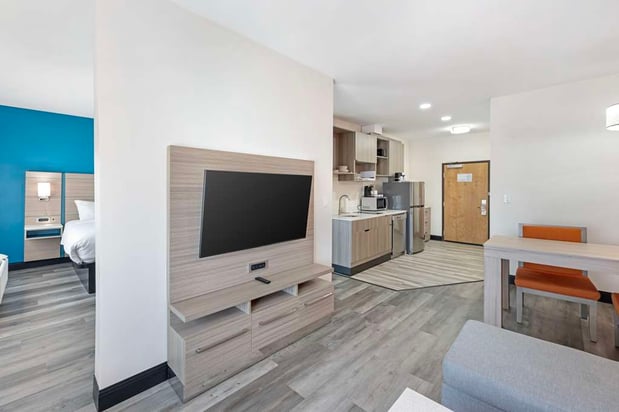 Images Best Western Plus Executive Residency Carlsbad Hotel