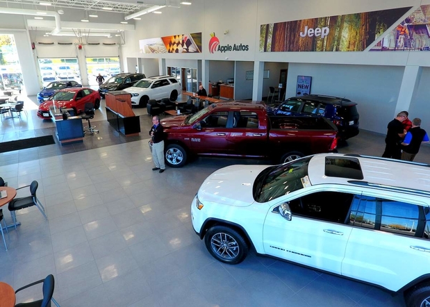 Images Apple Chrysler Dodge Jeep Ram