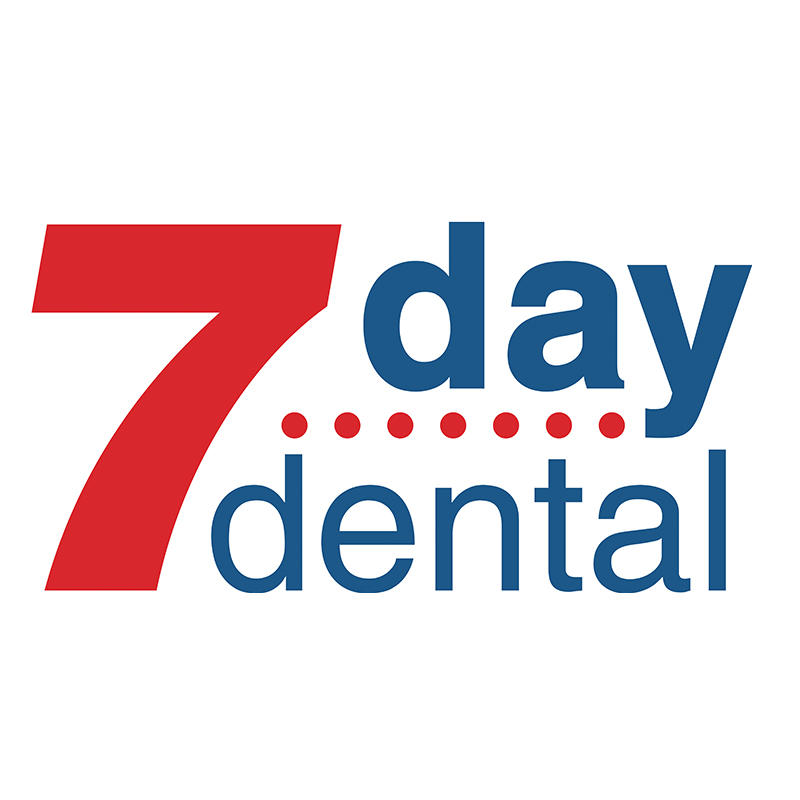 7 Day Dental Logo