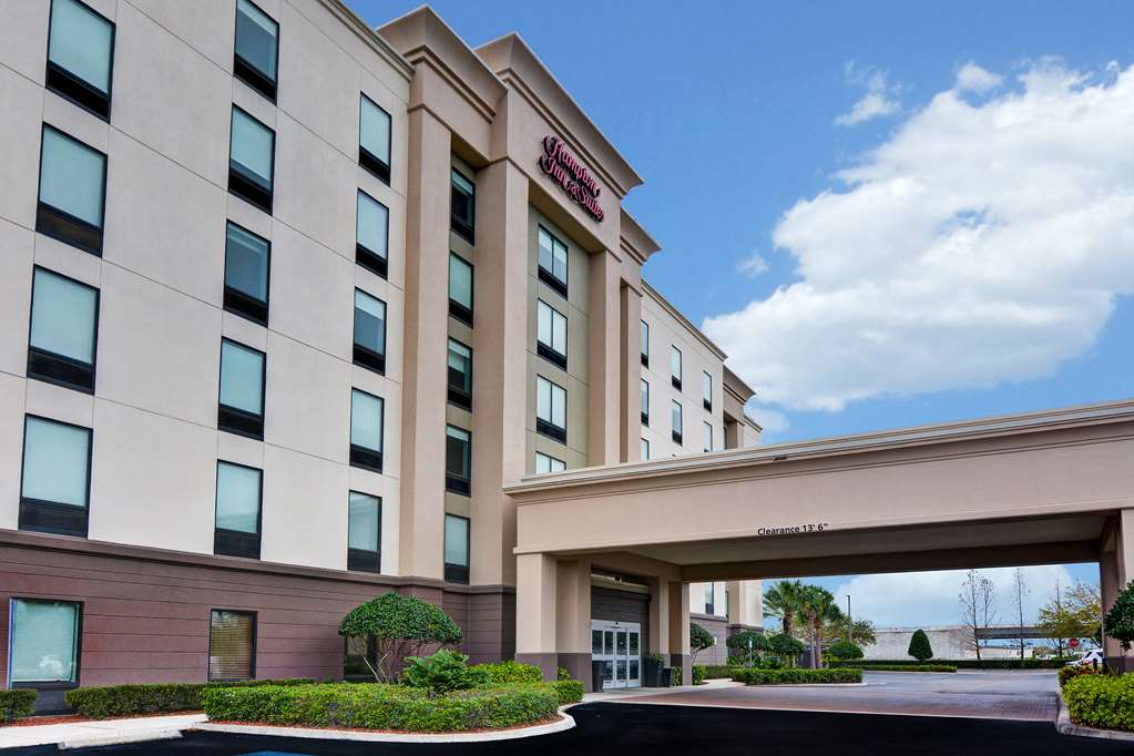 Hampton Inn & Suites Clearwater/St. Petersburg-Ulmerton Road, FL - Clearwater, FL 33762 - (727)572-7456 | ShowMeLocal.com