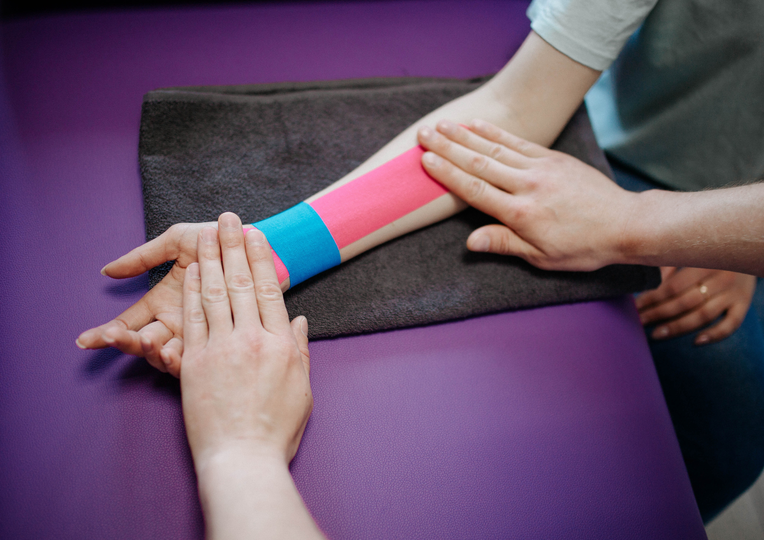 Bilder Physiothérapie à domicile - Nihed Mekhancha