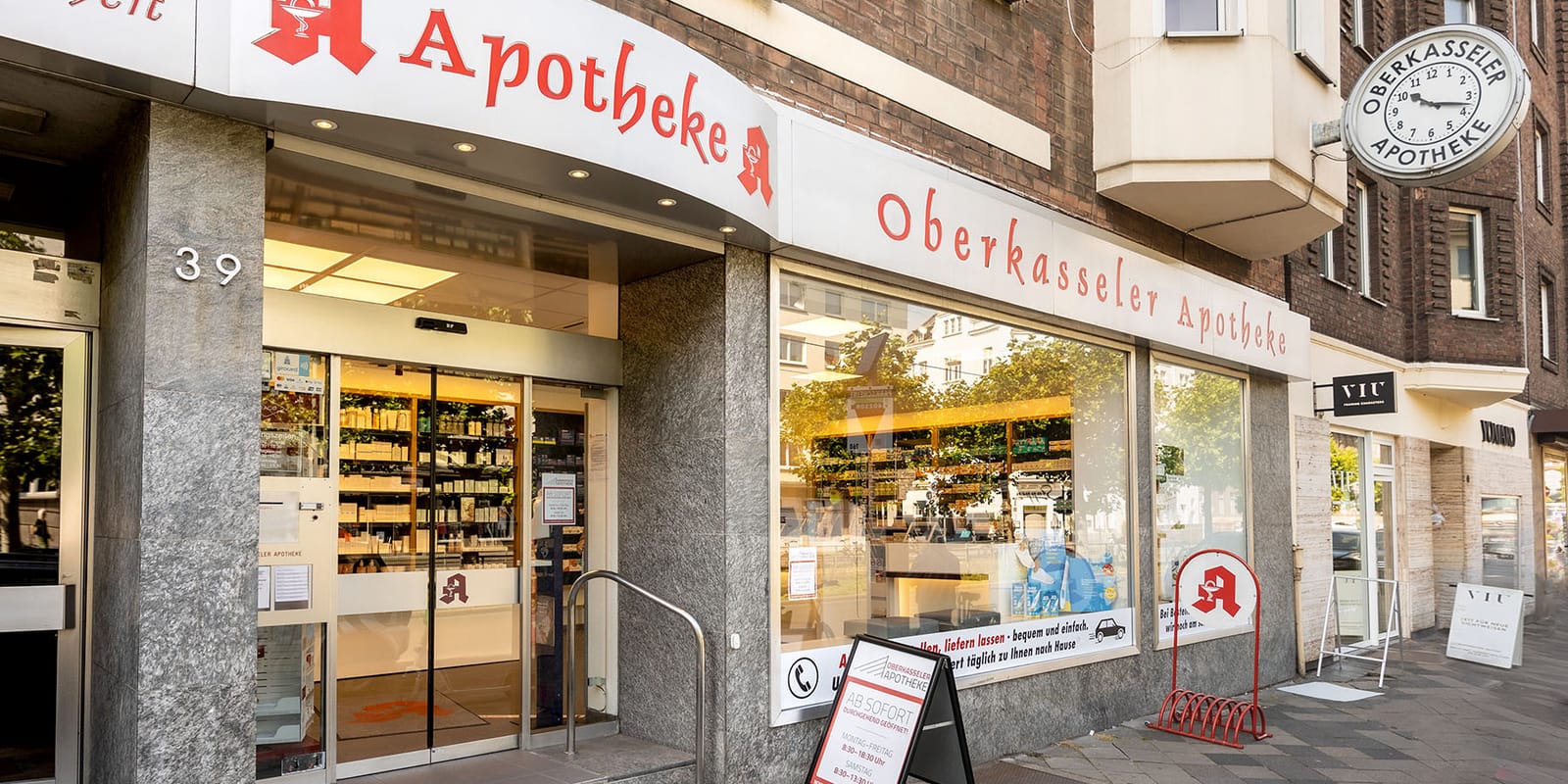 Oberkasseler-Apotheke, Luegallee 39 in Düsseldorf