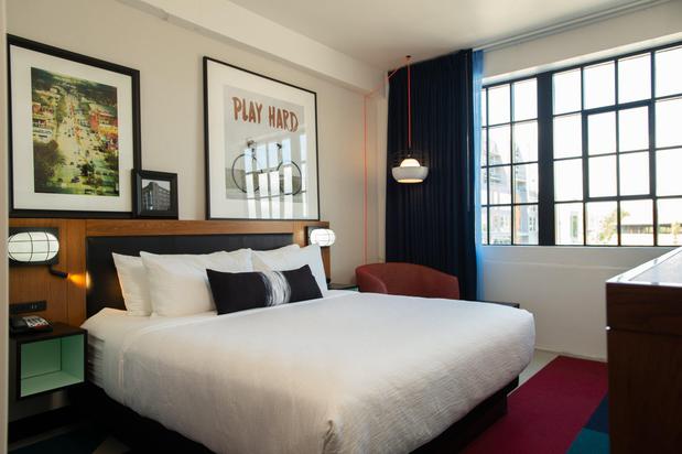 Images Hotel Indigo Madison Downtown by IHG