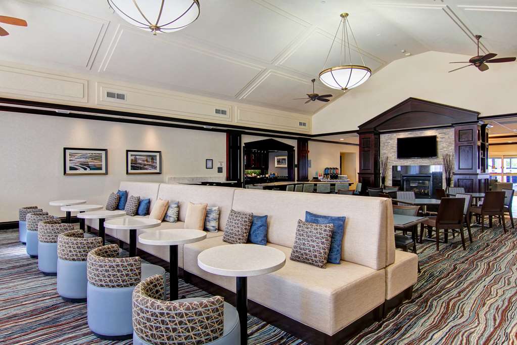 Homewood Suites by Hilton Toronto-Mississauga in Mississauga: Lobby