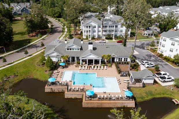 Images Bluewater at Bolton's Landing