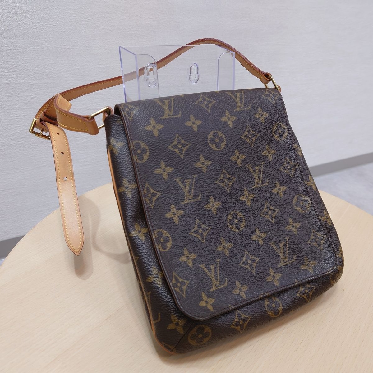 Images KOMEHYO（コメ兵）買取センタープリコ六甲道