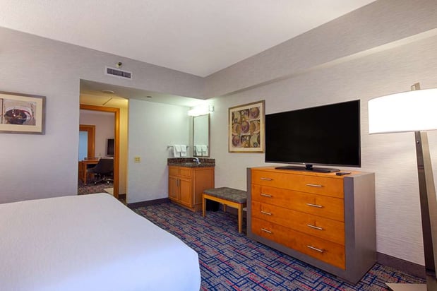 Images Embassy Suites by Hilton Chicago O'Hare Rosemont