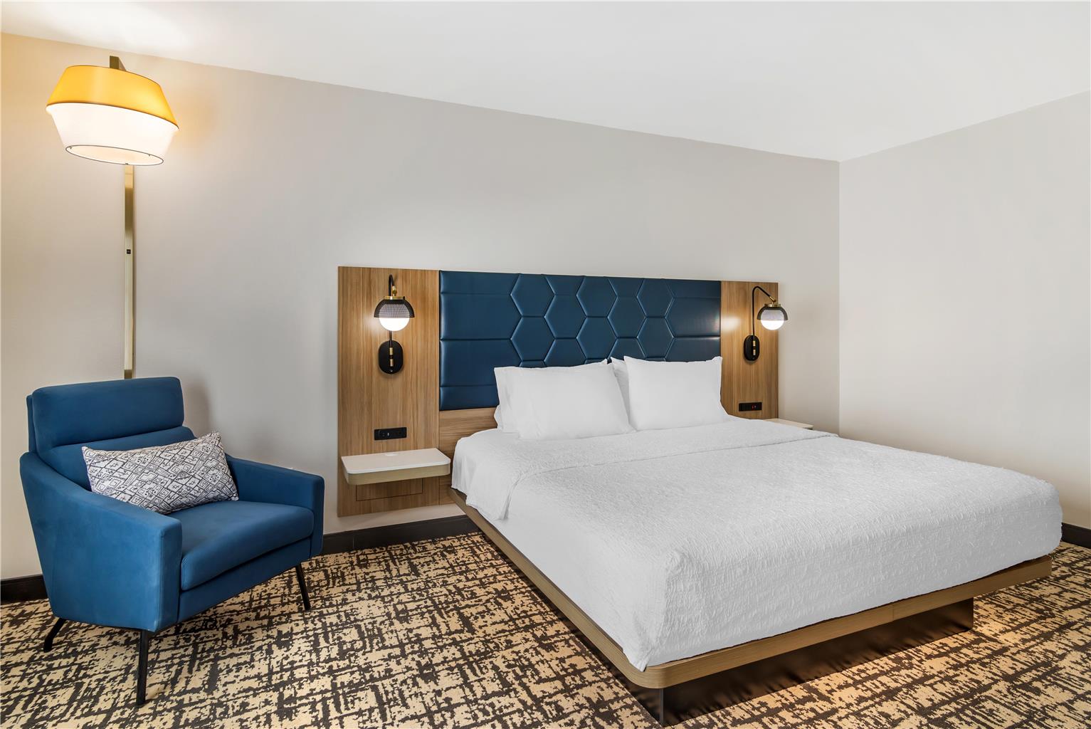 Guest room