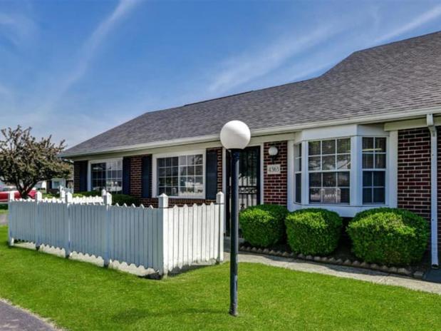 Images Waterford Apts