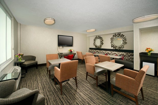 Images Holiday Inn Express Baltimore at the Stadiums by IHG