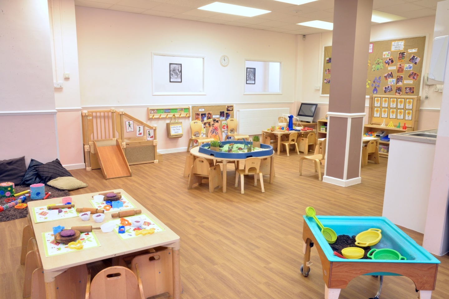 Bright Horizons Hounslow Day Nursery and Preschool Middlesex 03300 579159