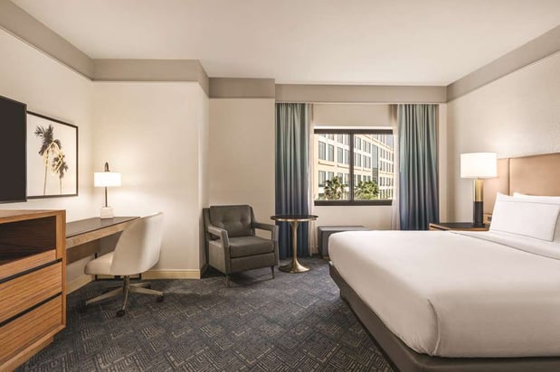 Images DoubleTree by Hilton Tampa Rocky Point Waterfront