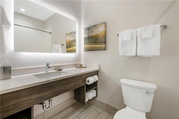Images Best Western Plus Elizabethtown Inn & Suites