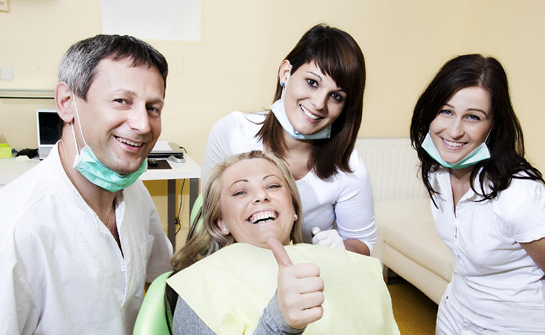 Dr. med. dent. Gyula Perendy, Sackstraße 24 in Graz