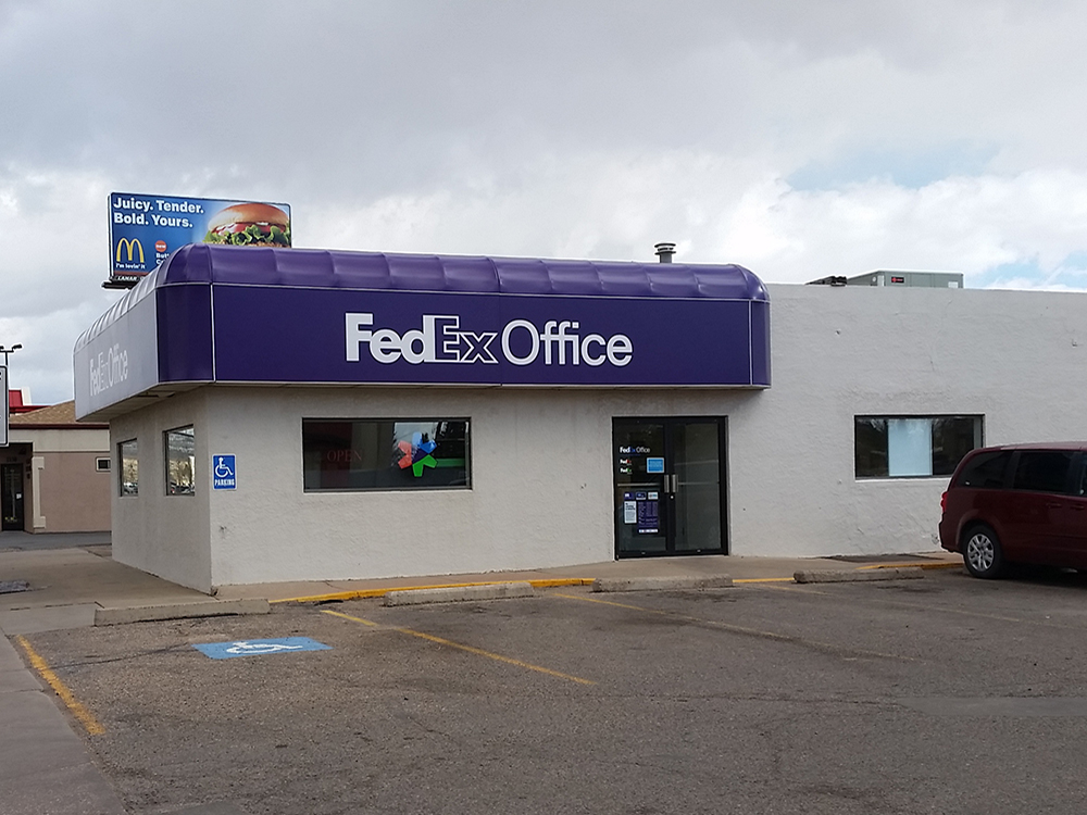 Exterior photo of FedEx Office location at 2124 E Grand Ave\t Print quickly and easily in the self-service area at the FedEx Office location 2124 E Grand Ave from email, USB, or the cloud\t FedEx Office Print & Go near 2124 E Grand Ave\t Shipping boxes and packing services available at FedEx Office 2124 E Grand Ave\t Get banners, signs, posters and prints at FedEx Office 2124 E Grand Ave\t Full service printing and packing at FedEx Office 2124 E Grand Ave\t Drop off FedEx packages near 2124 E Grand Ave\t FedEx shipping near 2124 E Grand Ave