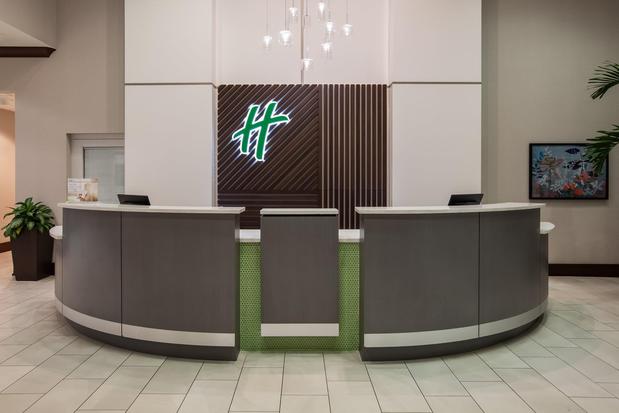 Images Holiday Inn Gulfport-Airport by IHG