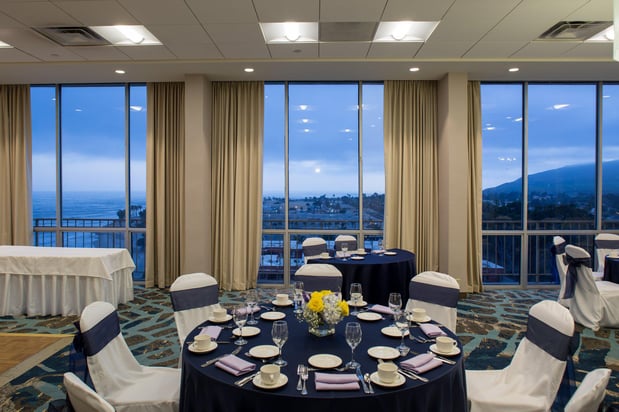 Images Crowne Plaza Ventura Beach by IHG