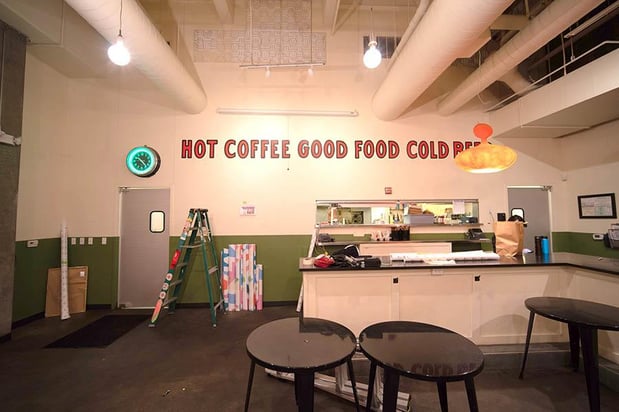 Images Shorty's Wraps