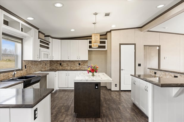 Images Moore Home & Ranch Realty