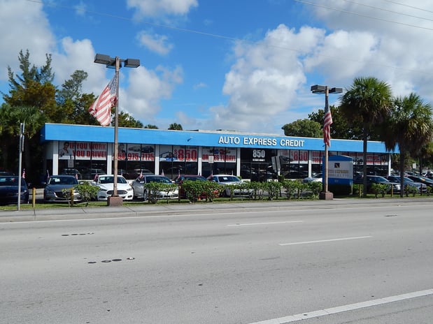 Images Auto Express Credit