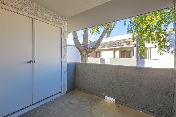 Images Rise Desert Cove