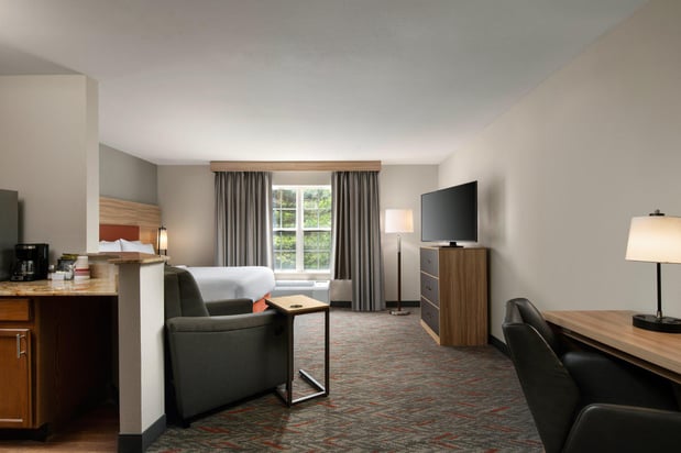 Images Candlewood Suites St. Louis - St. Charles by IHG