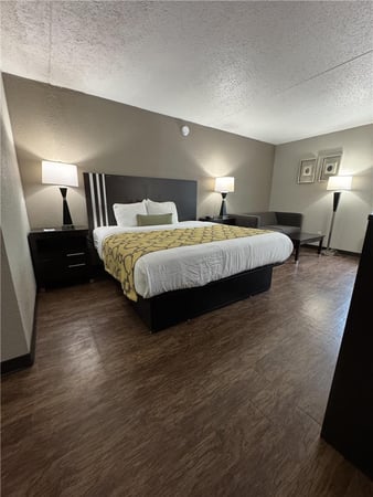 Images SureStay by Best Western Greenville