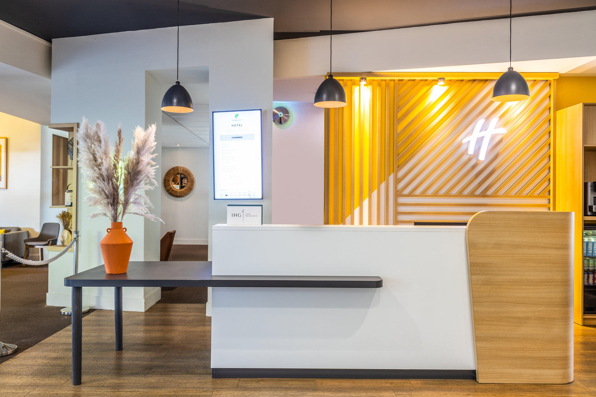 Images Holiday Inn Perpignan by IHG