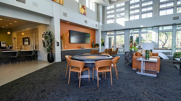 Images Liv Ahwatukee