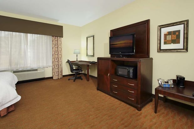 Images Hampton Inn & Suites Conroe - I-45 North