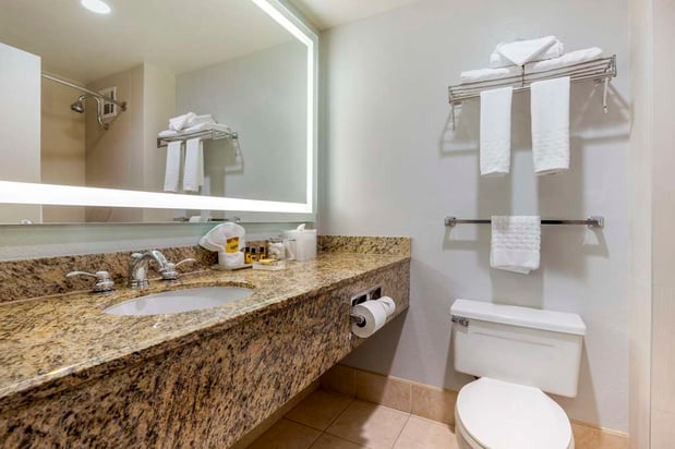 Images Best Western Plus Bayside Inn