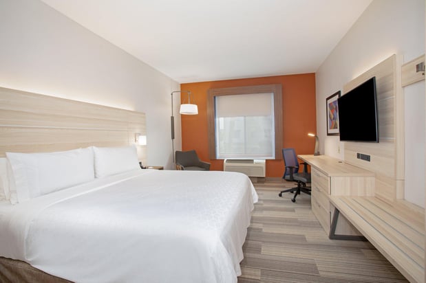 Images Holiday Inn Express & Suites Phoenix - Glendale Sports Dist by IHG