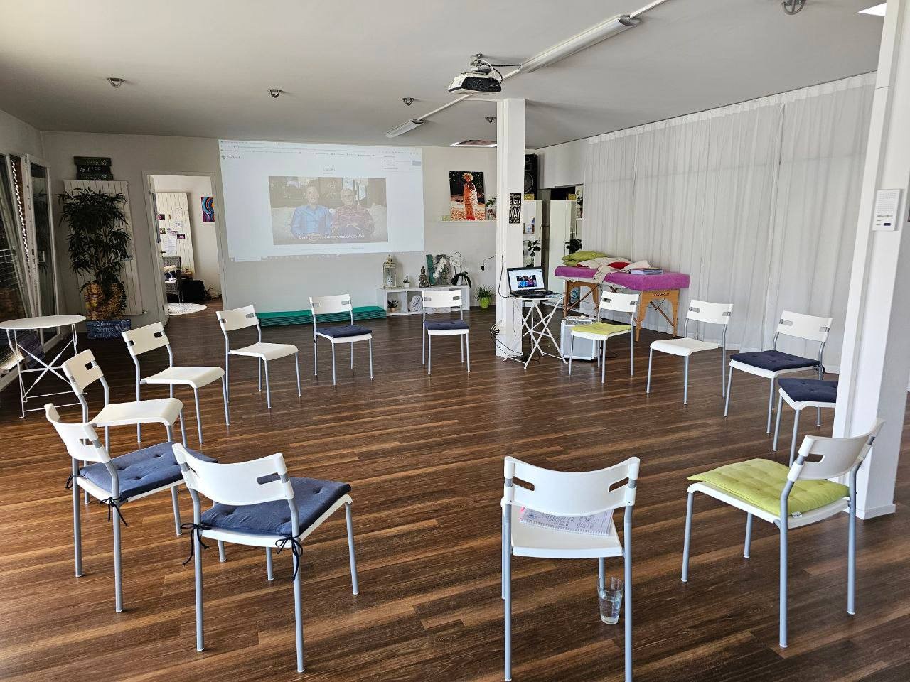 Bilder Ohana Center