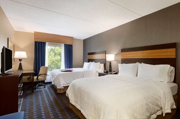 Images Hampton Inn & Suites Camp Springs/Andrews AFB