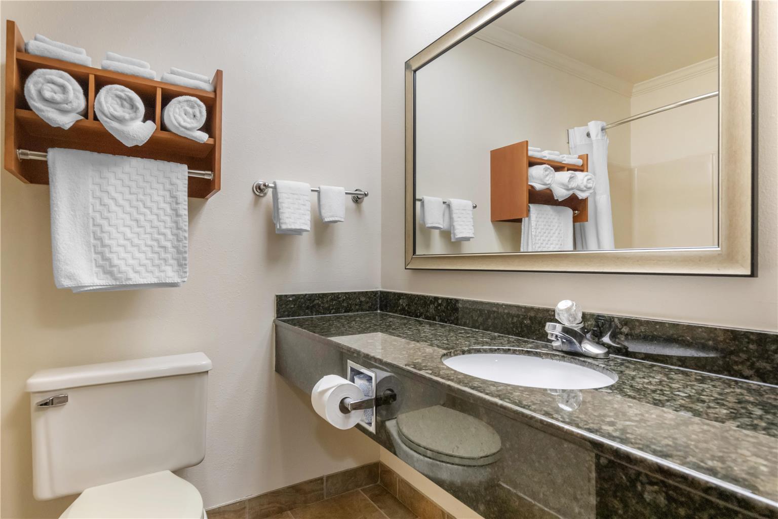 Standard King Bathroom