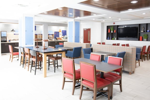 Images Holiday Inn Express & Suites Knoxville-Farragut by IHG