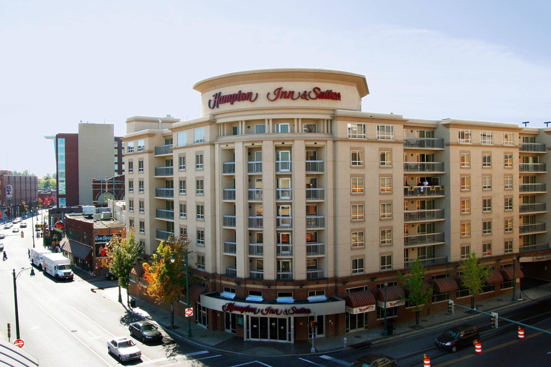 Hampton Inn & Suites Memphis-Beale Street in Memphis, TN (Hotels