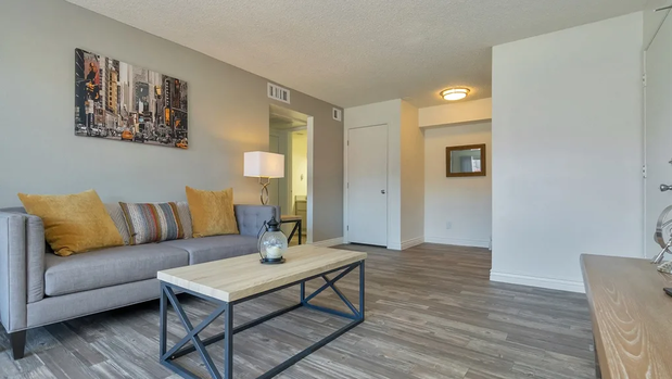 Images Spring Meadow Apartments