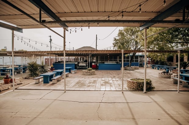 Images The Bar-B-Q Man Restaurant & Catering