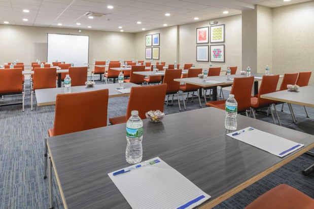 Images Holiday Inn Express Southington by IHG