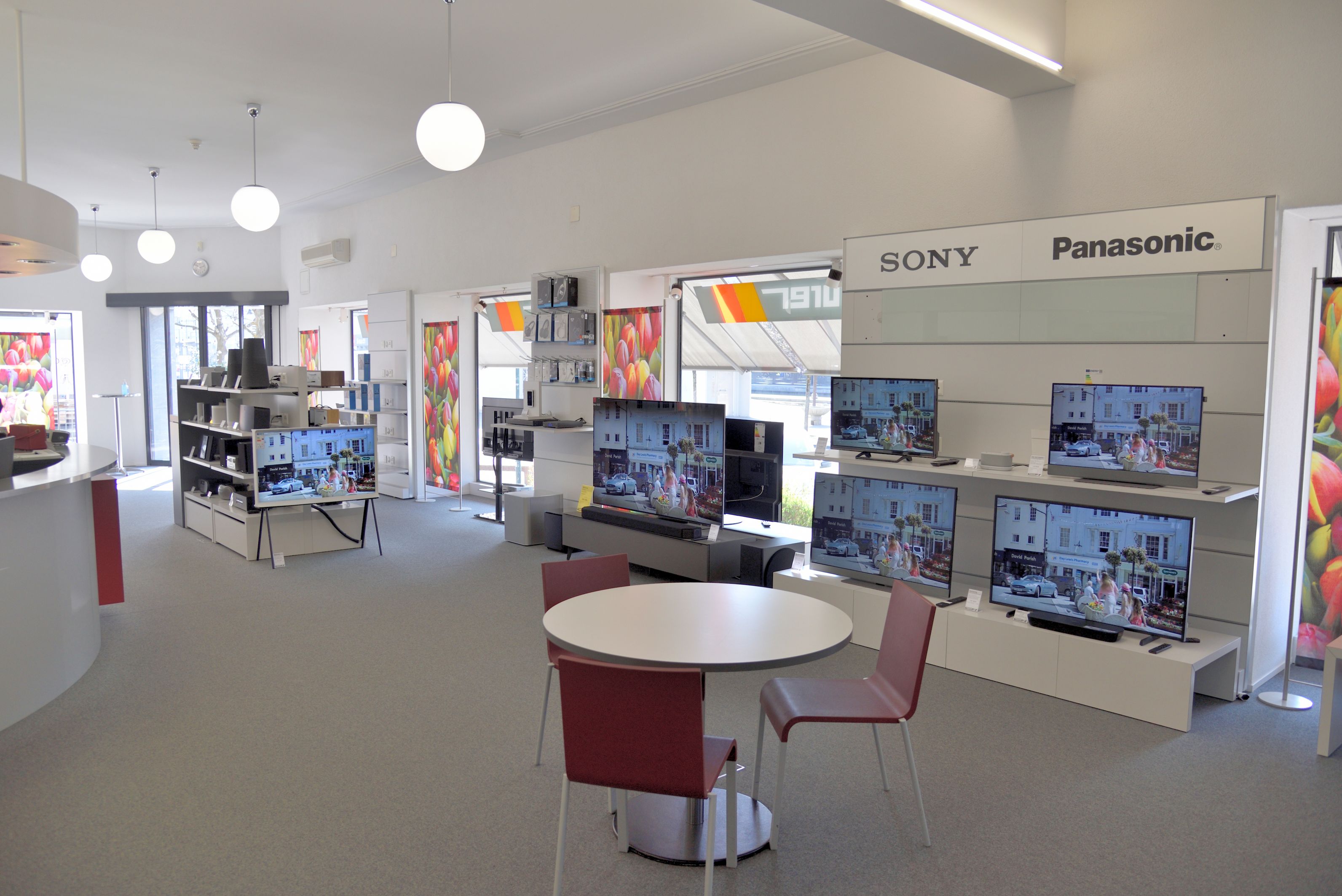 Bilder Maurer Radio Television AG