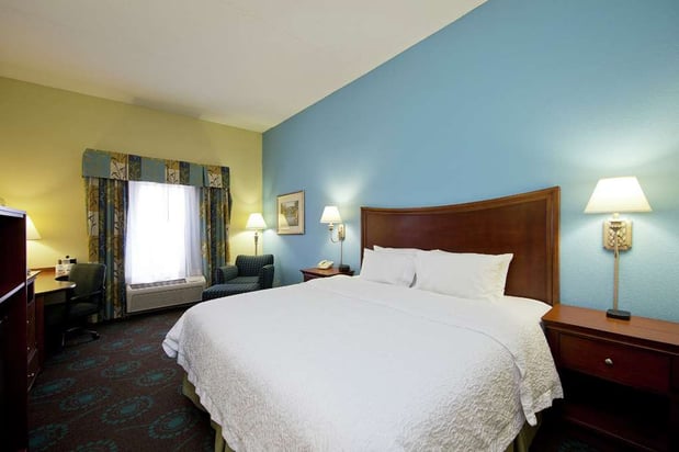 Images Hampton Inn Martinsburg South-Inwood