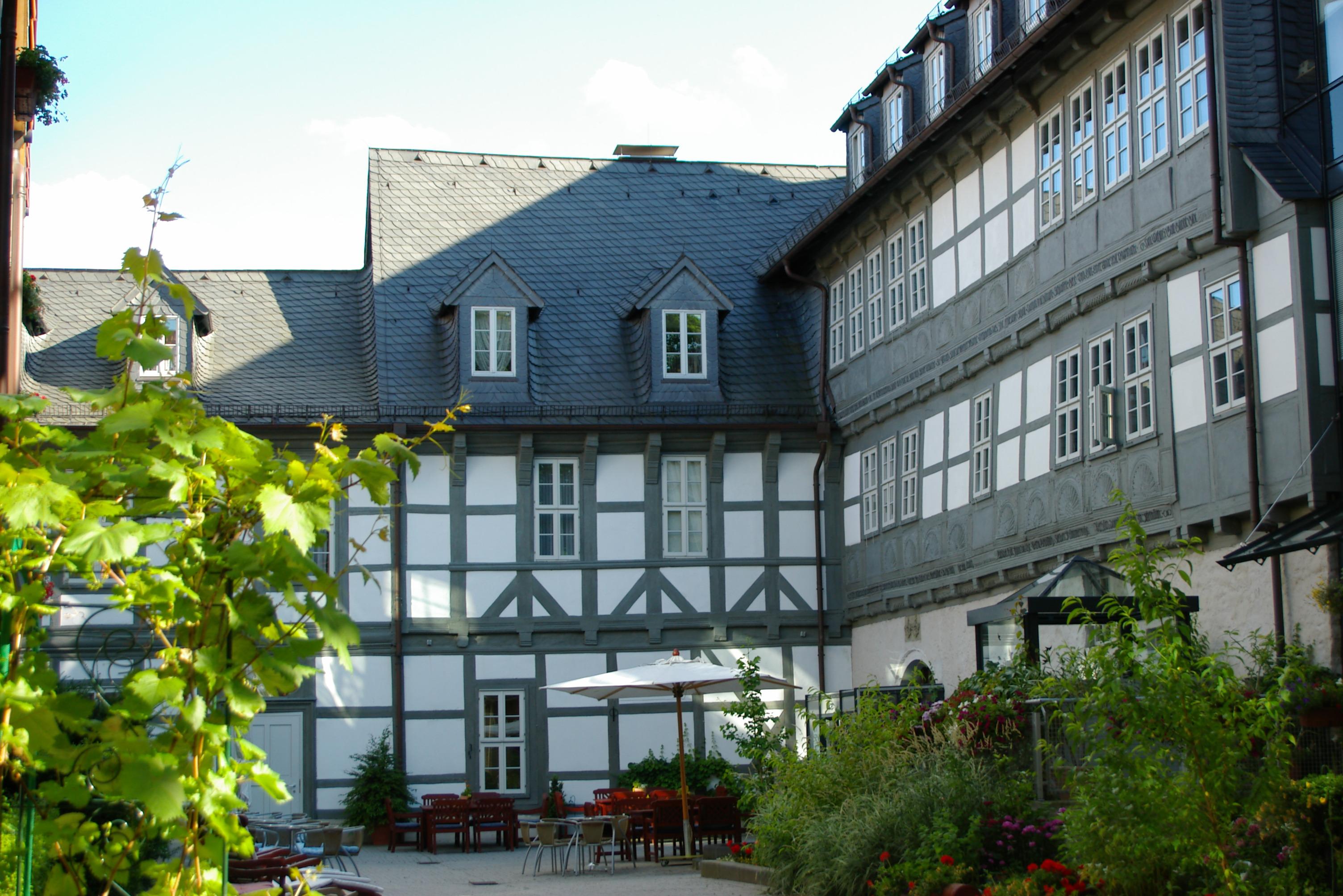 GDA Hotel Schwiecheldthaus - Nur 100 Schritte vom historischen Marktplatz entfernt.