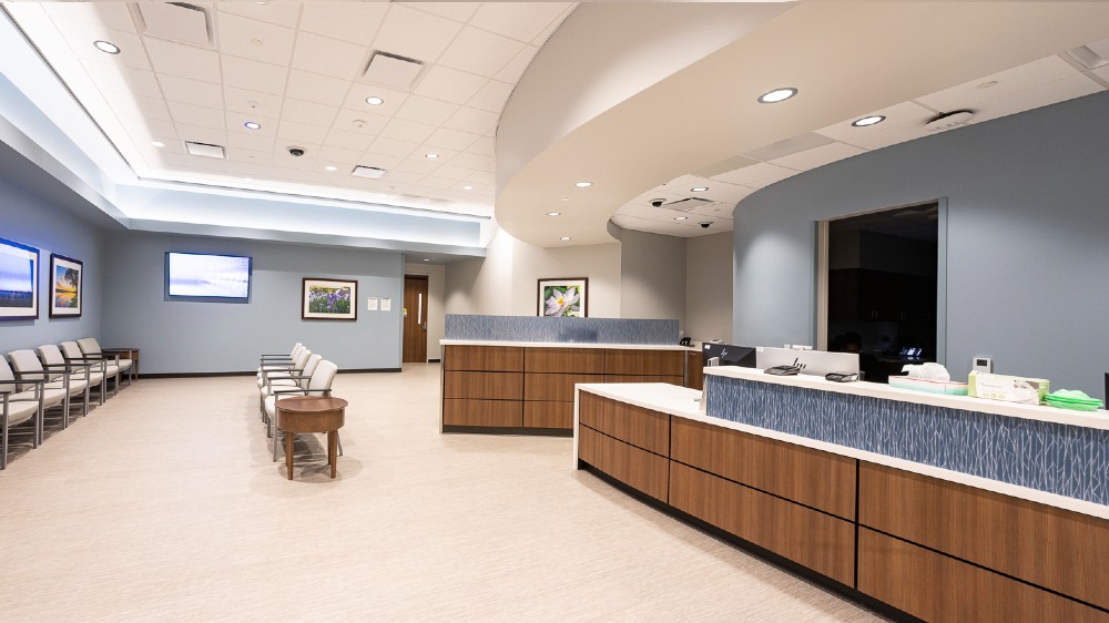 The Reception Room at Memorial Hermann 24-Hour Emergency Room at Convenient Care Center in Alvin