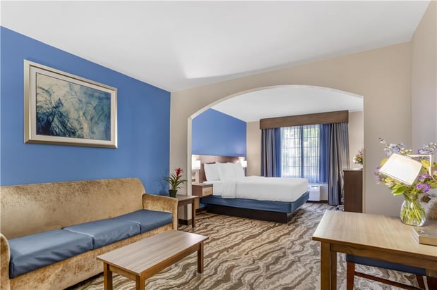 Images Best Western Plus River Escape Inn & Suites